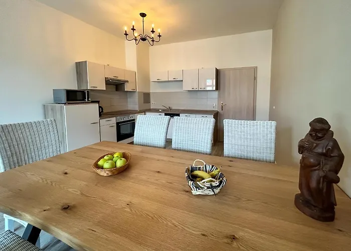 Anno 1529 - Malzmoench Laurentius By Interhome