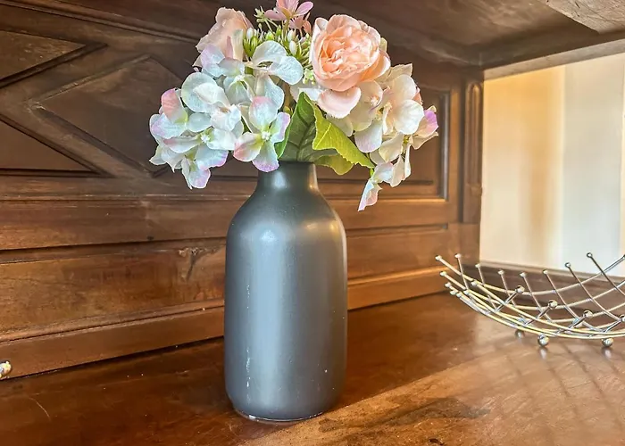 Apartment Anno 1529 - Malzmoench Laurentius By Interhome